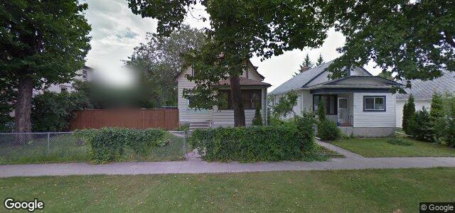 Larawan ng 912 Manitoba Avenue sa Winnipeg, Manitoba