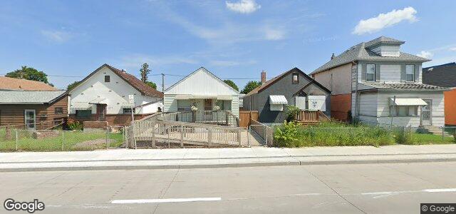 961 Selkirk Avenue（加拿大曼尼托巴省溫尼伯市）房屋照片