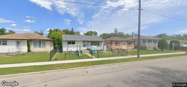 1561 Selkirk Avenue（加拿大曼尼托巴省溫尼伯市）房屋照片