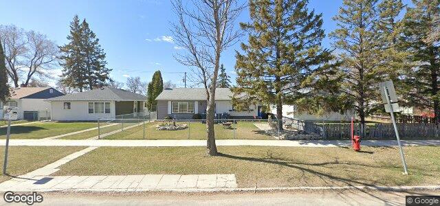 Photo of 1676 Manitoba Avenue in Winnipeg, Manitoba