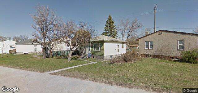 687 Keewatin Street（加拿大曼尼托巴省溫尼伯市）房屋照片