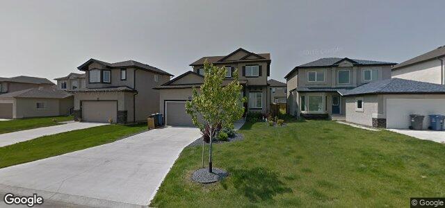 15 Blumm Crescent（加拿大曼尼托巴省溫尼伯市）房屋照片