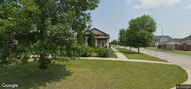 152 Redonda Street（加拿大曼尼托巴省溫尼伯市）房屋照片