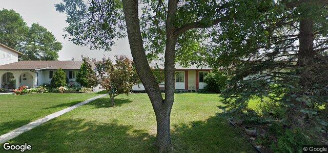 Photo of 19 Bridgecrest Drive in Winnipeg, Manitoba