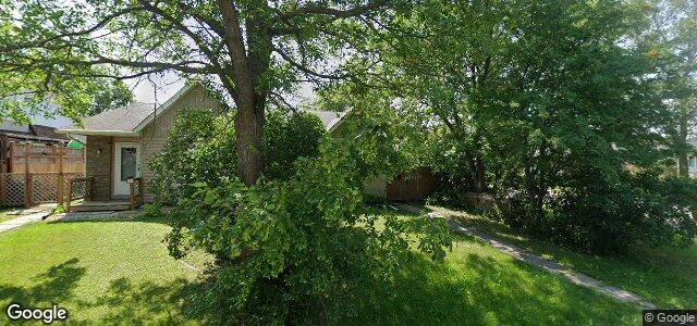 2 Ainsdale Way（加拿大曼尼托巴省溫尼伯市）房屋照片