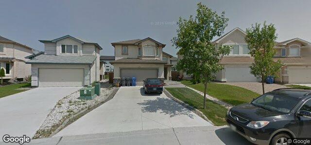 204 Chadwick Crescent（加拿大曼尼托巴省溫尼伯市）房屋照片