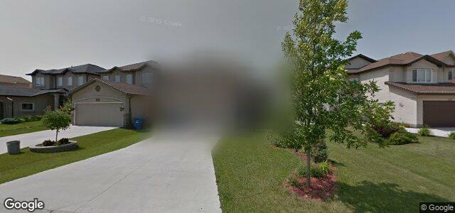 217 Chadwick Crescent（加拿大曼尼托巴省溫尼伯市）房屋照片