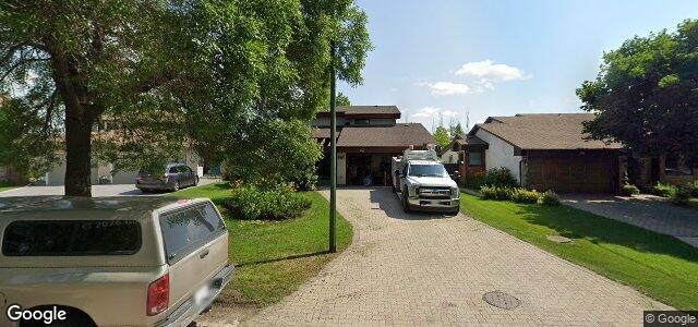 Photo of 83 Foxborough Road in Winnipeg, Manitoba