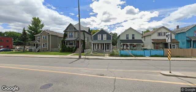 448 Logan Avenue（加拿大曼尼托巴省溫尼伯市）房屋照片