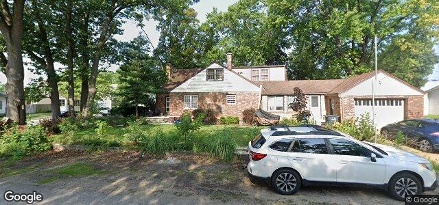 561 Oak Street（加拿大曼尼托巴省溫尼伯市）房屋照片