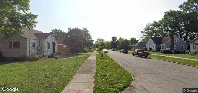 586 Oak Street（加拿大曼尼托巴省溫尼伯市）房屋照片