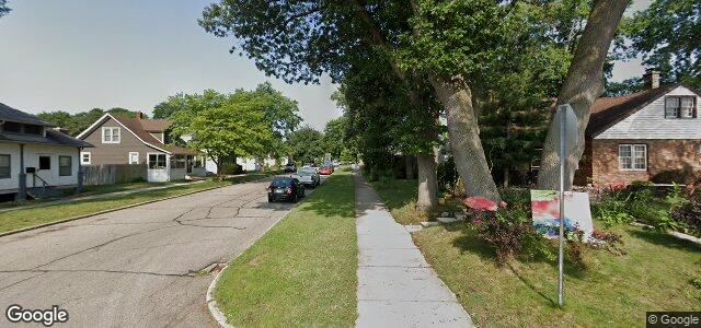 587 Oak Street（加拿大曼尼托巴省溫尼伯市）房屋照片