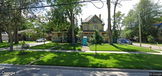 621 Waterloo Street（加拿大曼尼托巴省溫尼伯市）房屋照片