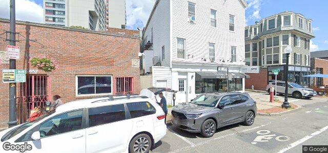 647 Cambridge Street（加拿大曼尼托巴省溫尼伯市）房屋照片