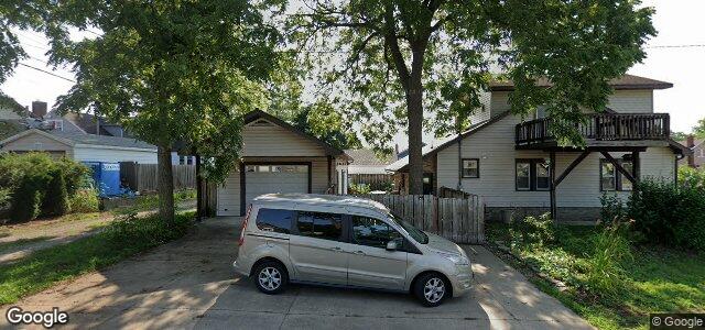 664 Oak Street（加拿大曼尼托巴省溫尼伯市）房屋照片