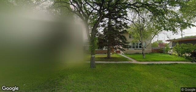 682 Waverley Street（加拿大曼尼托巴省溫尼伯市）房屋照片