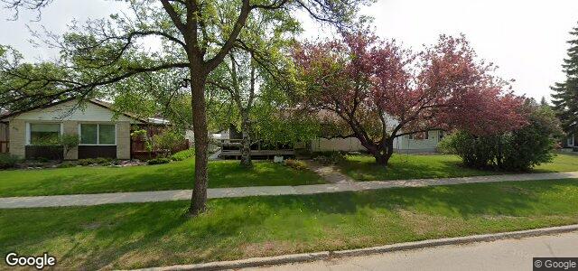 702 Lindsay Street（加拿大曼尼托巴省溫尼伯市）房屋照片