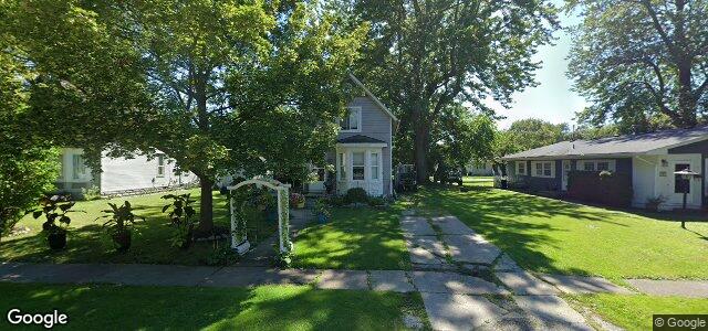 703 Waterloo Street（加拿大曼尼托巴省溫尼伯市）房屋照片