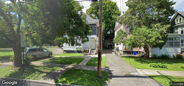 705 Oak Street（加拿大曼尼托巴省溫尼伯市）房屋照片