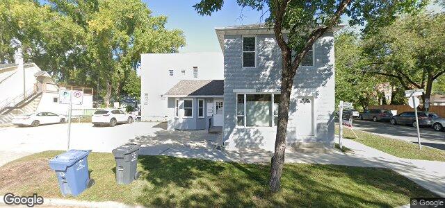 221 Dollard Boulevard（加拿大曼尼托巴省溫尼伯市）房屋照片