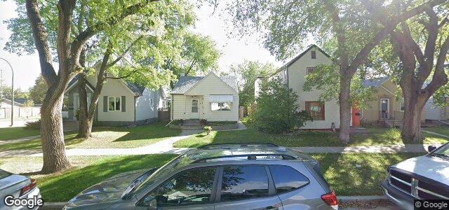 Photo of 418 De La Morenie Street in Winnipeg, Manitoba