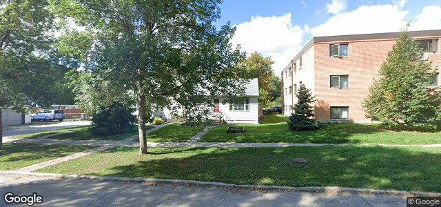 423 Ritchot Street（加拿大曼尼托巴省溫尼伯市）房屋照片