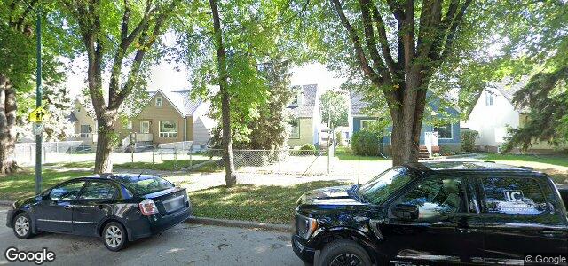 438 Louis Riel Street（加拿大曼尼托巴省溫尼伯市）房屋照片