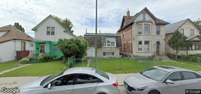Larawan ng 168 Mcintosh Avenue sa Winnipeg, Manitoba