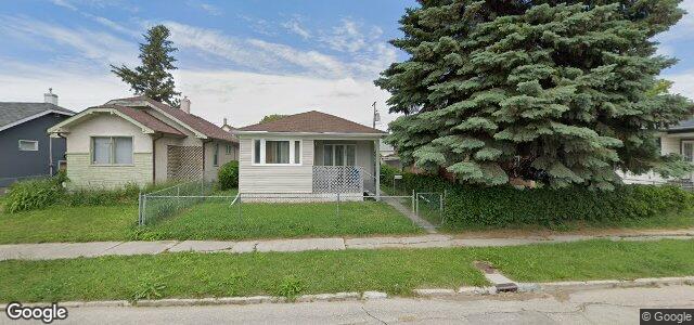 Larawan ng 203 Martin Avenue W sa Winnipeg, Manitoba
