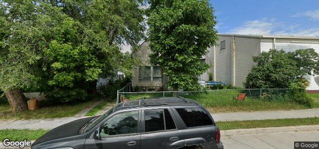 209 Harbison Avenue W（加拿大曼尼托巴省溫尼伯市）房屋照片
