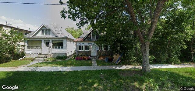 Photo of 235 Midwinter Avenue in Winnipeg, Manitoba