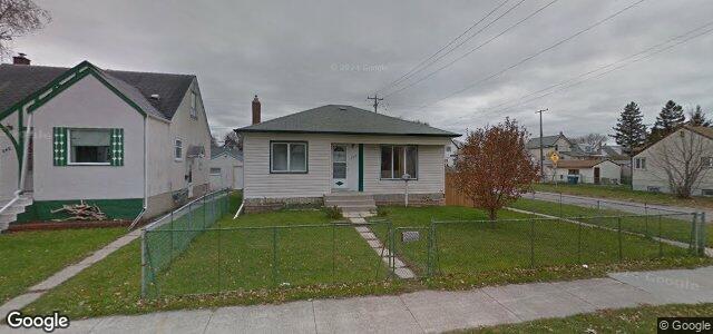Photo of 240 Chalmers Avenue in Winnipeg, Manitoba