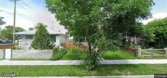 305 Larsen Avenue（加拿大曼尼托巴省溫尼伯市）房屋照片