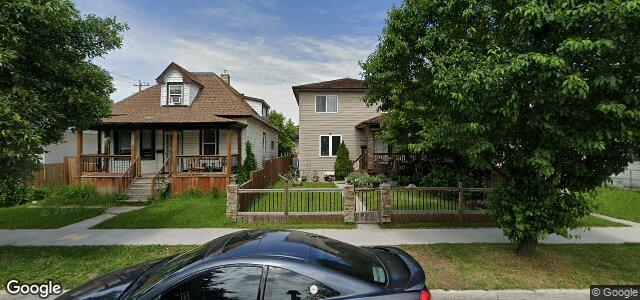 307 Larsen Avenue（加拿大曼尼托巴省温尼伯市）房屋照片