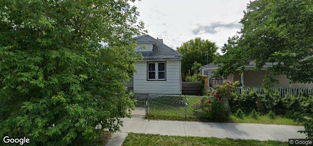 310 Larsen Avenue（加拿大曼尼托巴省溫尼伯市）房屋照片