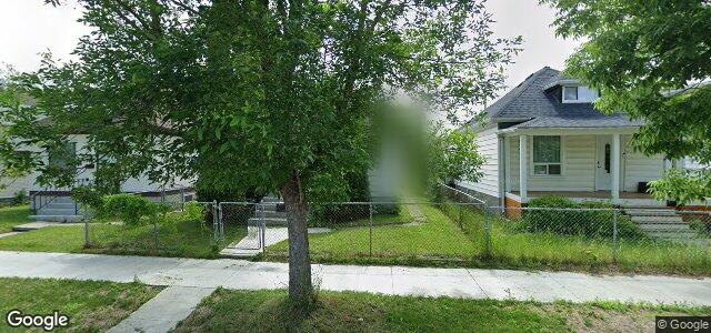 316 Larsen Avenue（加拿大曼尼托巴省溫尼伯市）房屋照片