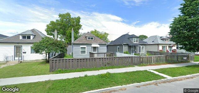 325 Larsen Avenue（加拿大曼尼托巴省溫尼伯市）房屋照片