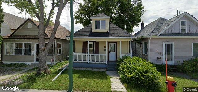 Larawan ng 360 Harbison Avenue W sa Winnipeg, Manitoba