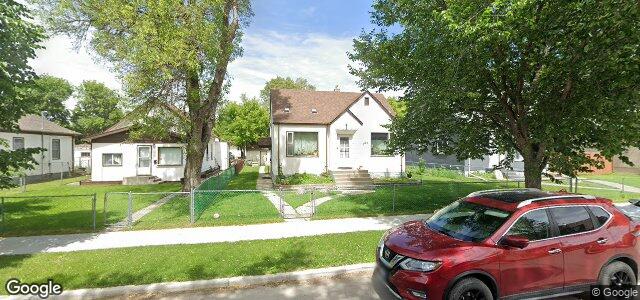 385 Larsen Avenue（加拿大曼尼托巴省溫尼伯市）房屋照片