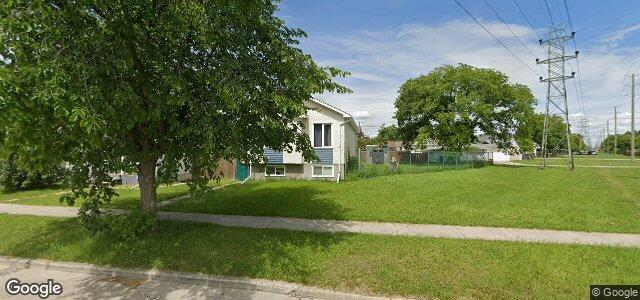 415 Larsen Avenue（加拿大曼尼托巴省溫尼伯市）房屋照片