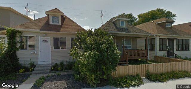 472 Harbison Avenue W（加拿大曼尼托巴省溫尼伯市）房屋照片