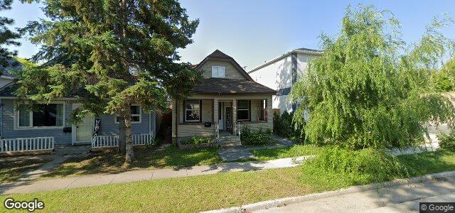 Photo of 504 Bowman Avenue in Winnipeg, Manitoba