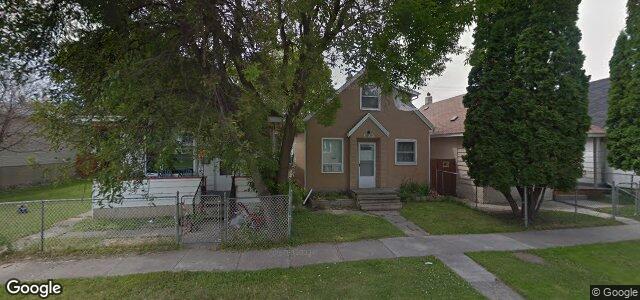 Larawan ng 522 Larsen Avenue sa Winnipeg, Manitoba