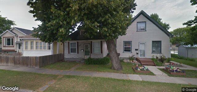 561 Larsen Avenue（加拿大曼尼托巴省溫尼伯市）房屋照片