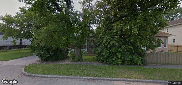 574 Bowman Avenue（加拿大曼尼托巴省溫尼伯市）房屋照片