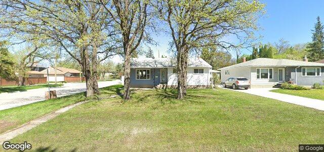 102 Riley Crescent（加拿大曼尼托巴省溫尼伯市）房屋照片