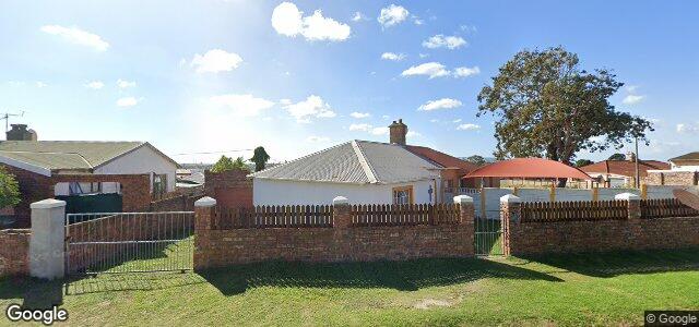 111 Buxton Road（加拿大曼尼托巴省溫尼伯市）房屋照片