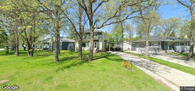 124 Riley Crescent（加拿大曼尼托巴省溫尼伯市）房屋照片