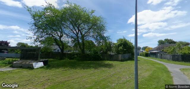 30 Riley Crescent（加拿大曼尼托巴省溫尼伯市）房屋照片