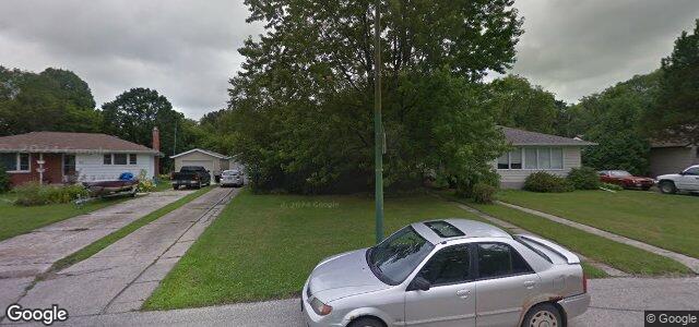 34 Fletcher Crescent（加拿大曼尼托巴省溫尼伯市）房屋照片